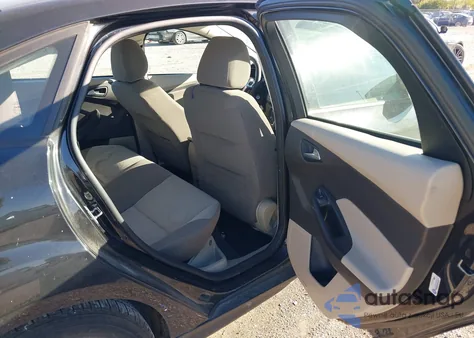 2013 Ford Focus Se from USA, damaged, VIN 1FADP3F2XDL280298